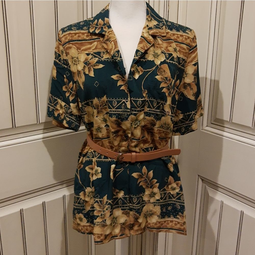 Alfred Dunner Button Up Floral Hawaiian Print Green Tan Shirt Sleeve Size 10